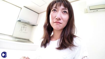 Japanese MILF Blowjob